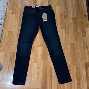 Women's Levi Dark Blue Jeans